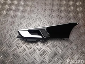 Audi 8W0 959 521 C, 8W1 959 521 F / 8W0959521C, 8W1959521F A4 Avant (8W5, B9) 2021 Durų rankenėlė, vidaus kairė priekis