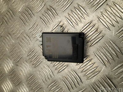 Toyota 89740-47010 / 8974047010 PRIUS (_W5_) 2016 Unité de contrôle pour l'accès et l'autorisation de démarrage (kessy) - Image 1