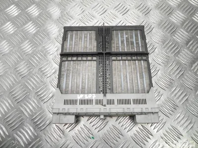 Mercedes-Benz A 204 830 04 61 / A2048300461 CLS (C218) 2012 Appareil de chauffage auxiliaire - Image 1