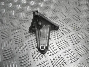 Mercedes-Benz A 276 234 06 39 / A2762340639 GLC (X253) 2017 Support