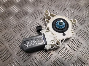 Mercedes-Benz A0009061607 CLA X118 (shooting brake) 2021 Moteur de lève-vitre Right Front