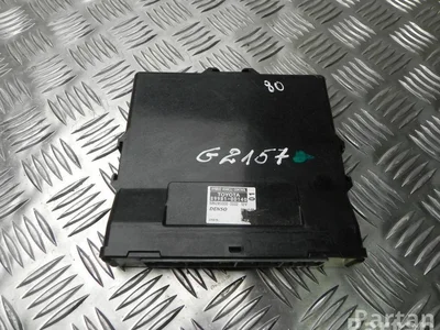 Toyota 89981-0D140 / 899810D140 YARIS (_P13_) 2014 Unité de contrôle moteur - Image 1