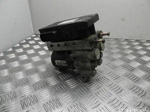 Ford 7M0 907 379 A / 7M0907379A GALAXY (WGR) 2000 Unité de commande hydraulique ABS