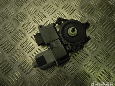 Hyundai 1137328730 i40 (VF) 2012 Moteur de lève-vitre Right Rear - Image 1