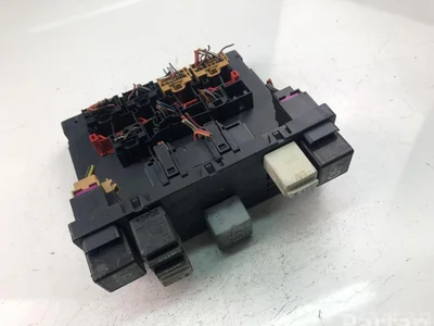 Volkswagen 3C0937049D GOLF V (1K1) 2008 Unité de commande centrale pour système de confort - Image 1