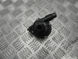 BMW 8671654 3 (G20) 2020 Pompe à eau supplémentaire