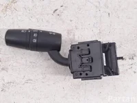 Mazda TL04A742J CX-3 (DK) 2018 Выключатель указ. повор., бл./дал. света, дал. света для предупр. сигнализац.