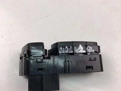 Volvo 31489630 XC60 II (246) 2020 Contrôle / Boutons - Image 1