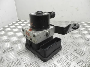 Mazda 5N61-2C405-CC / 5N612C405CC 5 (CR19) 2007 Unidad de control con hidráulica  ABS