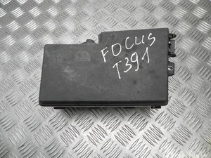 Ford AV6T-14A067-AB / AV6T14A067AB FOCUS III Box Body / Hatchback 2011 Boîte à fusibles