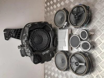 Kia 96380-D4300, 96370-D4300, 96340-D4200, 96330-D4200, 96360-3S400 / 96380D4300, 96370D4300, 96340D4200, 96330D4200, 963603S400 OPTIMA Sportswagon 2017 Haut-parleur complect - Image 1