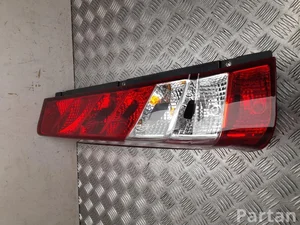 Iveco 465007516 DAILY VI Box 2025 Piloto posterior