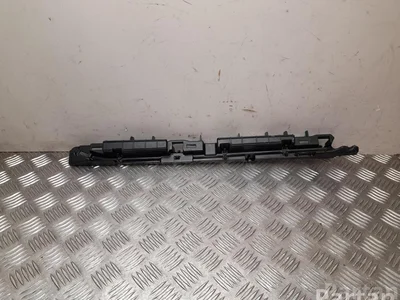 Tesla 1521682-02-D / 152168202D Model Y 2023 Support / montage - Image 1