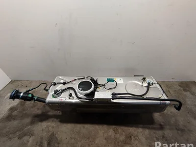 Maserati 224450, 212487 GRAN TURISMO 2014 Réservoir de carburant - Image 1