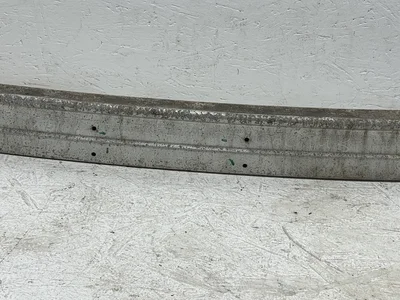 Citroën 9801174980 C4 CACTUS 2019 renforcement parachoques - Image 1