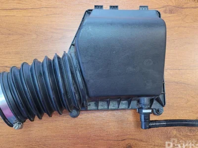 Chrysler 72142849 Pacifica 2019 Boîtier de filtre à air - Image 1