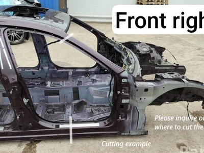 Maserati QUATTROPORTE VI 2014 Quart de corps Right Front - Image 1