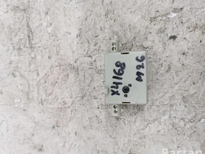 BMW 213675 2 Gran Tourer (F46) 2018 Amplificateur d'antenne - Image 1