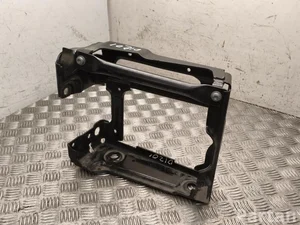 BMW 12877804 X3 (G01) 2018 Piezas de fijación del radiador
