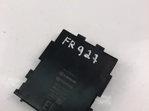 Toyota 89111-02110 / 8911102110 COROLLA ( E210) Sedan 2020 unidad de control