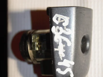 Volvo 8679168 V50 (MW) 2005 Serrure de porte - Image 1