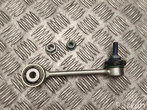 Porsche 3568101, 97033306903 PANAMERA (971) 2020 Tringlerie de stabilisateur