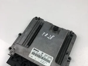 Renault 237104376R; 0281030899 / 237104376R, 0281030899 CLIO IV (BH_) 2017 Unidad de control del motor