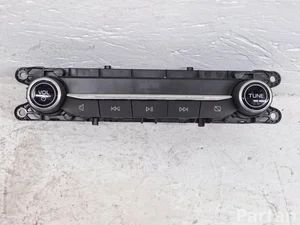 Ford LJ6T18K811CA Kuga III 2020 Мультимедийный модуль с блоком управления
