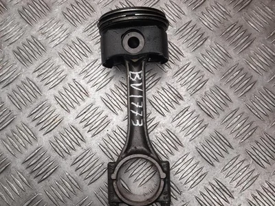 Volkswagen 05L105401H, 05L107065T PASSAT Variant (3G5) 2019 Piston - Image 1