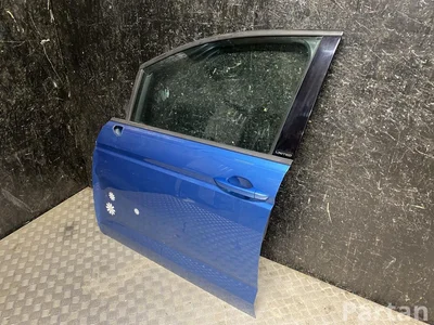 Volkswagen TOURAN (5T1) 2021 Door Left Front - Image 1