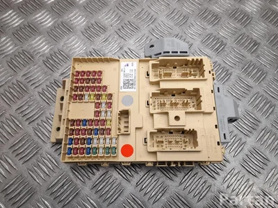 Hyundai 91960-BE110 / 91960BE110 Kona II 2023 Fuse Box - Image 1