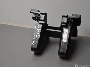 Hyundai 84635N7010 Tucson (NX4) 2021 Support / montage