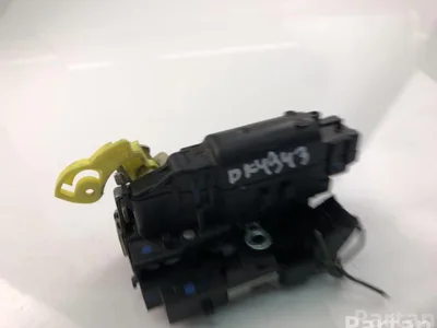 Dacia DUSTER 2013 Serrure de porte - Image 1