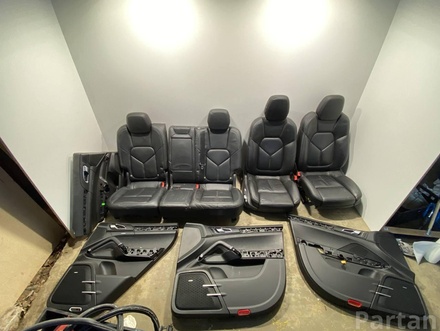 PORSCHE CAYENNE (92A) 2011 Set of seats  Door trim panel Armrest 