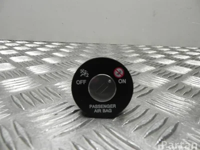 Hyundai HEK i40 CW (VF) 2012 Serrure d'airbag - Image 1