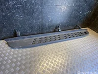 Ford JB3B16450AC Ranger IV 2022 Slenksčių apdaila dešinė pusė