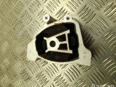 Land Rover L8D2-6P082-BD / L8D26P082BD Range Rover Evoque II L551 2023 Support moteur - Image 1