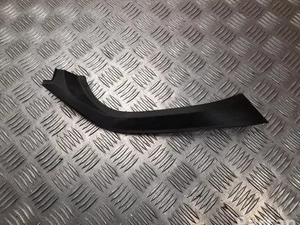 Toyota 64572-33060 / 6457233060 Camry XV70 2020 Un autre détail de finition