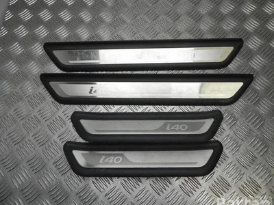 Hyundai 85873-3Z100, 85883-3Z100, 85878-3Z100, 85888-3Z100 / 858733Z100, 858833Z100, 858783Z100, 858883Z100 i40 (VF) 2012 Bordure de seuil de porte - Image 1