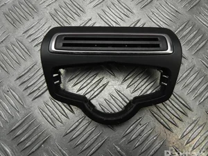 Mercedes-Benz A 205 988 00 15 / A2059880015 C-CLASS (W205) 2015 Marco