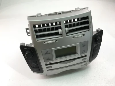 Toyota 86120-52480 / 8612052480 YARIS (_P9_) 2008 Radio / lecteur CD - Image 1
