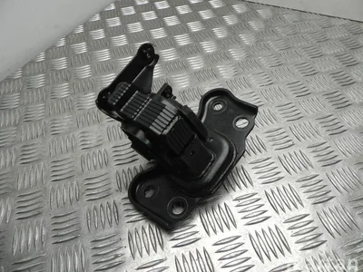 Toyota C7 AURIS (_E18_) 2013 Support moteur - Image 1