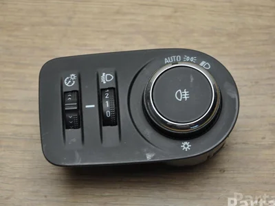 Opel 39050762 ASTRA K 2017 Interrupteur de lumière - Image 1