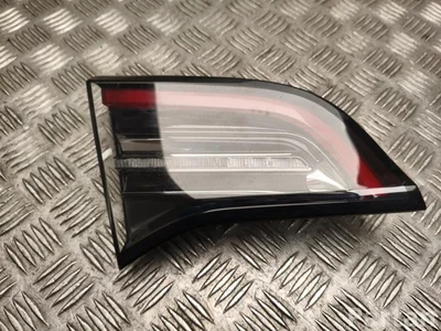 Tesla 1502088-00-B / 150208800B Model Y (5YJY) 2025 Lampy tylne z lewej - Obraz 1