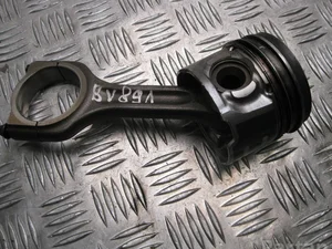 Peugeot 619 64065A / 61964065A 308 SW II 2014 Piston