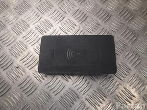 BMW 9 437 712 / 9437712 3 (G21) 2019 Sterownik ładowanie bezprzewodowe