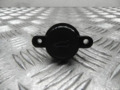 Tesla 1501907-00-C / 150190700C Model Y 2022 Bouton du coffre à bagages - Image 1