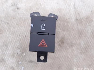 Hyundai 93790Q0900, 299225398 i20 III (BC3, BI3) 2024 Éclairage d'urgence / interrupteur de danger - Image 1