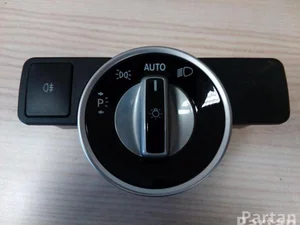 Mercedes-Benz A 212 905 05 51 / A2129050551 C-CLASS (W204) 2013 Interrupteur de lumière