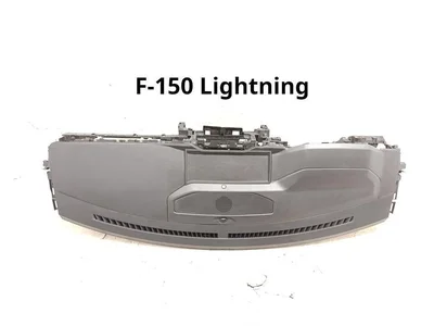 Ford USA ML3B-19E630-AC, WSS-M4D550-A10, NL3B15043C96AE, NL1B-19E730-AB, UNL1B-19E730-AB / ML3B19E630AC, WSSM4D550A10, NL3B15043C96AE, NL1B19E730AB, UNL1B19E730AB F-150 LIGHTNING Crew Cab Pickup 2025 Armaturenbrett - Bild 1